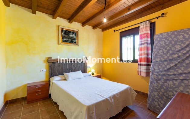 Reventa - Casa de campo - Interior  - Coín