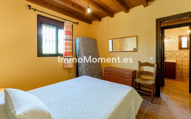 Reventa - Casa de campo - Interior  - Coín