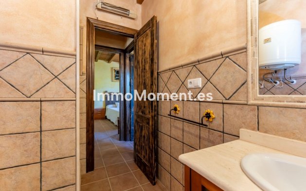 Reventa - Casa de campo - Interior  - Coín
