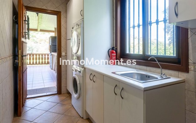 Revente - Maison de campagne - Intérieur                       - Monda