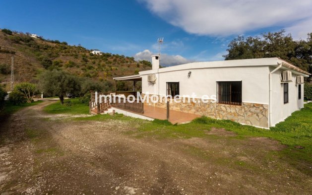 Revente - Maison de campagne - Intérieur                       - Monda