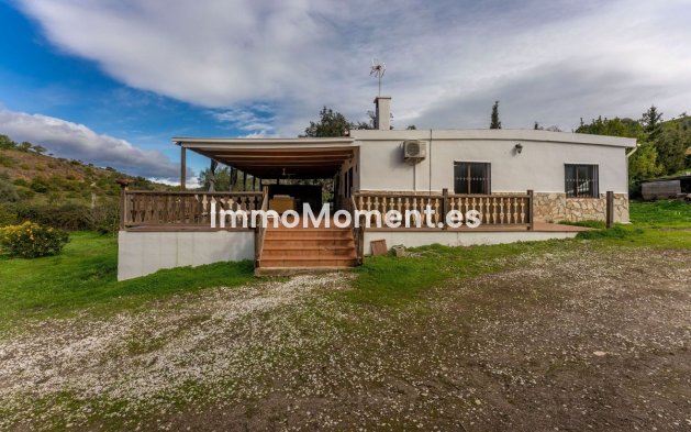 Revente - Maison de campagne - Intérieur                       - Monda