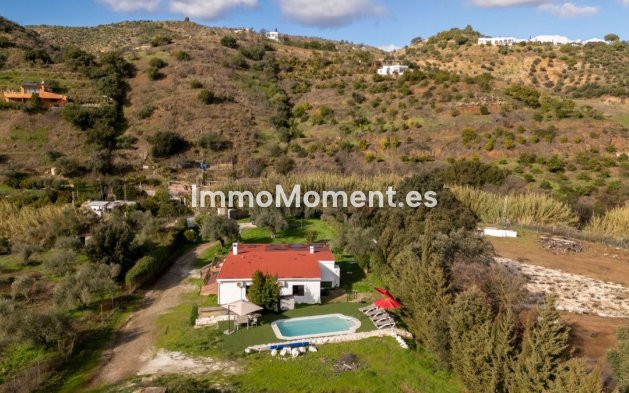 Revente - Maison de campagne - Intérieur                       - Monda