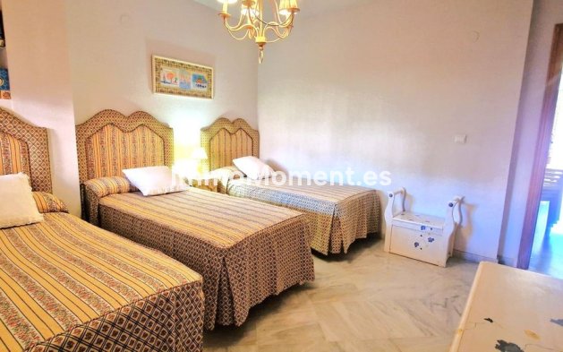 Resale - Apartment - Marbella - El Rosario