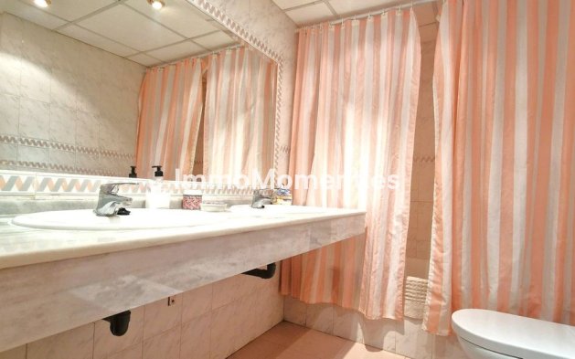 Resale - Apartment - Marbella - El Rosario