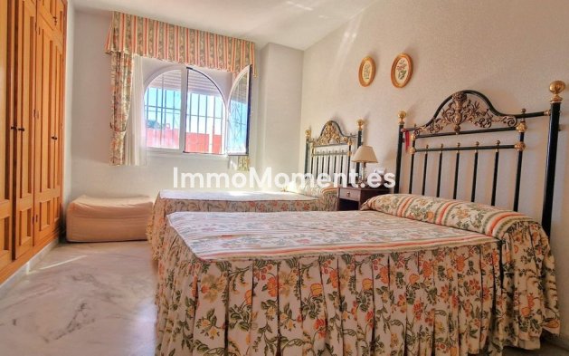 Resale - Apartment - Marbella - El Rosario