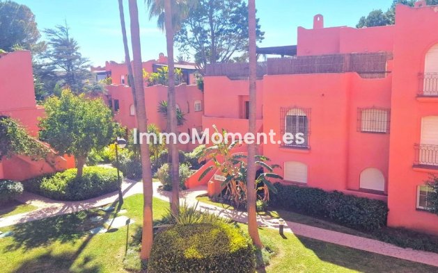 Resale - Apartment - Marbella - El Rosario