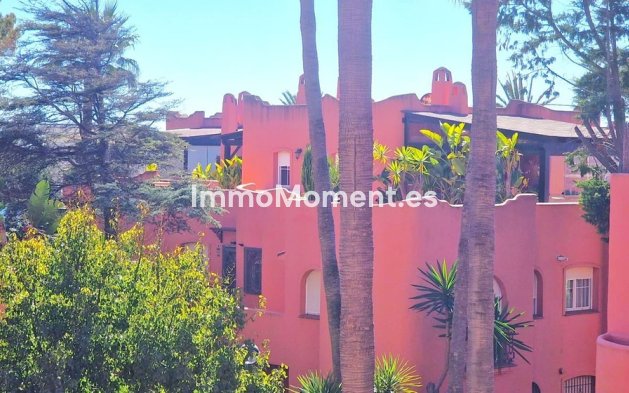 Resale - Apartment - Marbella - El Rosario