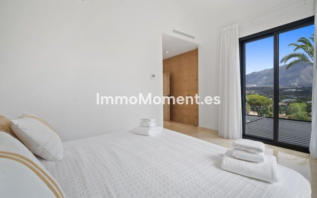 Wiederverkauf - Villa - Marbella - Nueva Andalucía