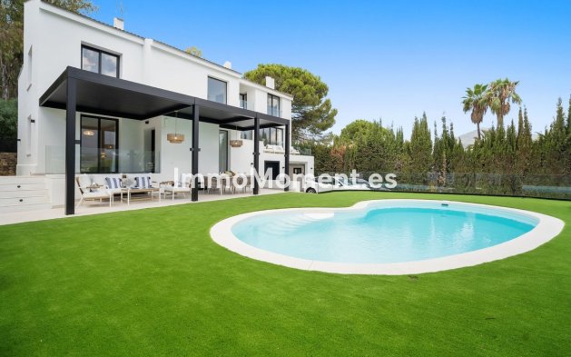 Wiederverkauf - Villa - Marbella - Nueva Andalucía