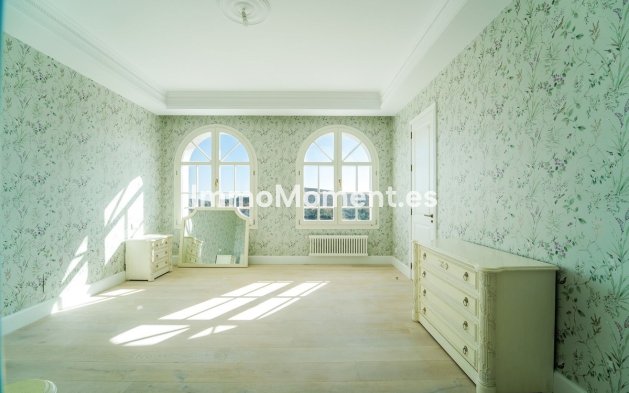 Revente - Villa - Benahavís - Benahavís Centro