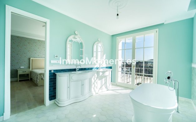 Revente - Villa - Benahavís - Benahavís Centro