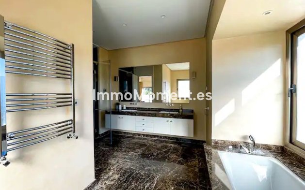 Revente - Villa - Benahavís - Benahavís Centro