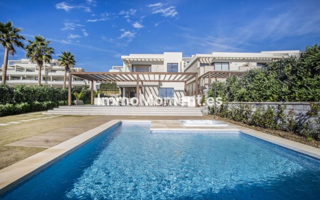 Resale - Villa - Estepona - New Golden Mile
