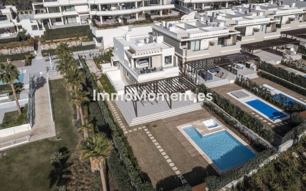 Resale - Villa - Estepona - New Golden Mile