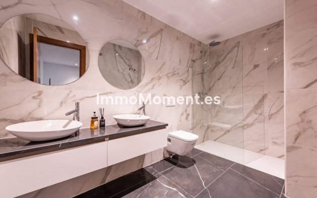 Bestaande woning - Villa - Estepona  - Estepona Centro