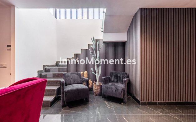 Bestaande woning - Villa - Estepona  - Estepona Centro