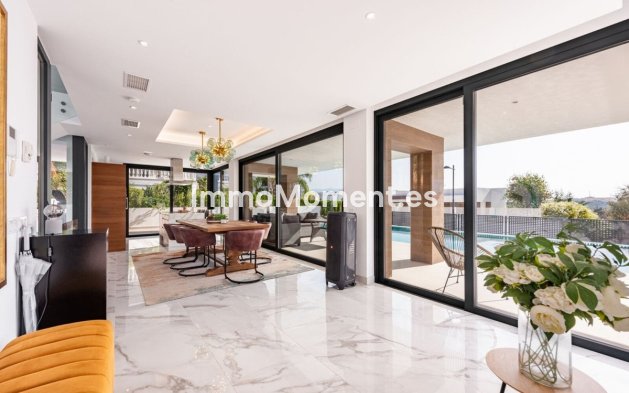 Bestaande woning - Villa - Estepona  - Estepona Centro