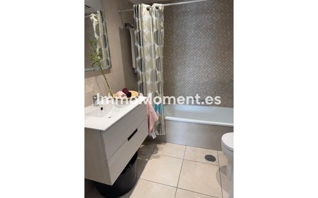 Wiederverkauf - Wohnung - Marbella - Nueva Andalucía