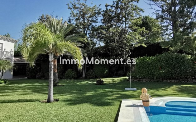 Wiederverkauf - Villa - Estepona  - Estepona Centro