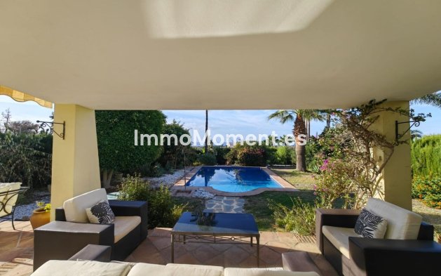 Revente - Villa - Estepona  - Estepona Centro