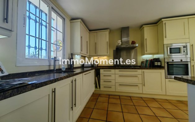 Revente - Villa - Estepona  - Estepona Centro