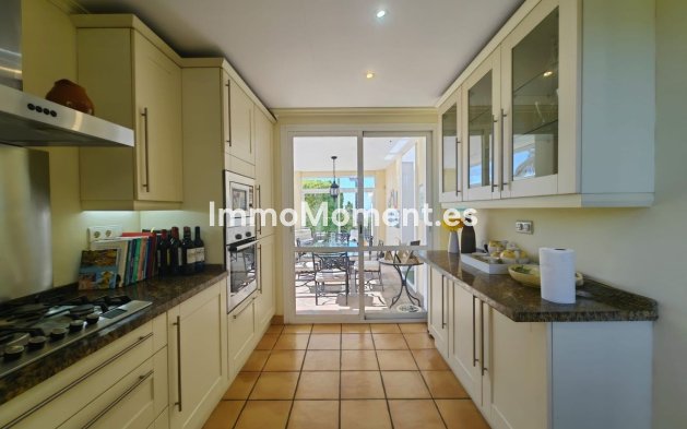 Revente - Villa - Estepona  - Estepona Centro