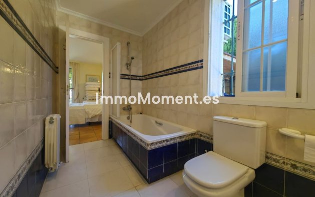 Revente - Villa - Estepona  - Estepona Centro