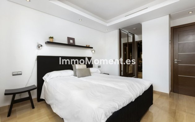 Revente - Appartement - Estepona  - Estepona Centro