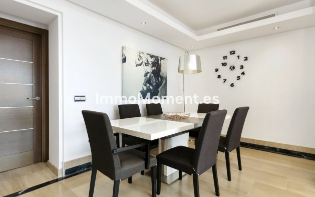 Revente - Appartement - Estepona  - Estepona Centro