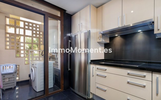 Revente - Appartement - Estepona  - Estepona Centro