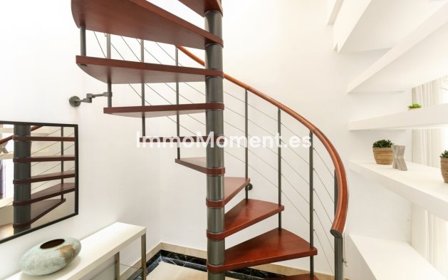 Revente - Appartement - Estepona  - Estepona Centro