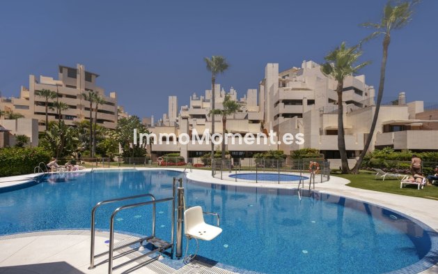 Revente - Appartement - Estepona  - Estepona Centro
