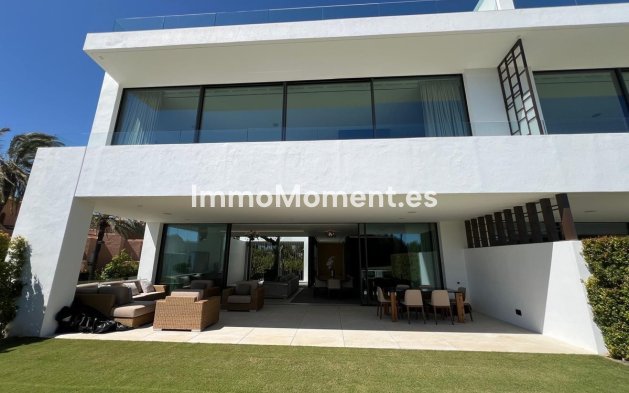 Wiederverkauf - Villa - Marbella - Nueva Andalucía