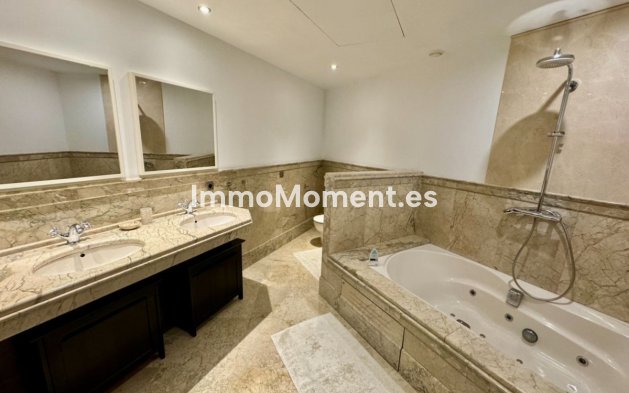 Resale - Apartment - Marbella - San Pedro de Alcántara