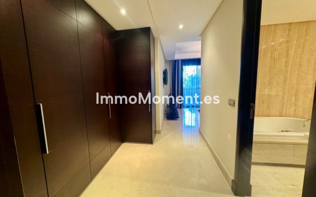 Wiederverkauf - Wohnung - Marbella - Puerto Banús