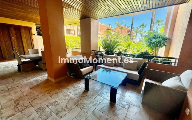 Wiederverkauf - Wohnung - Marbella - Puerto Banús