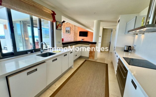 Resale - Apartment - Estepona - New Golden Mile