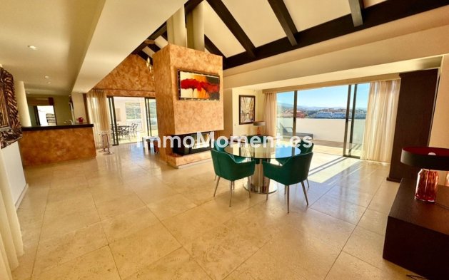 Resale - Apartment - Estepona - New Golden Mile