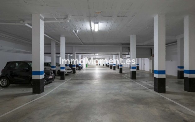 Resale - Apartment - Estepona - New Golden Mile