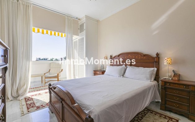 Wiederverkauf - Wohnung - Marbella - Nueva Andalucía