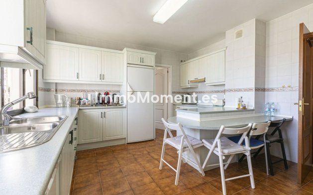 Wiederverkauf - Wohnung - Marbella - Nueva Andalucía