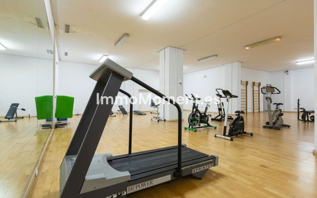 Wiederverkauf - Wohnung - Marbella - Puerto Banús