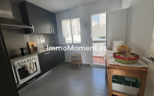 Bestaande woning - Appartement - Estepona  - Estepona Centro