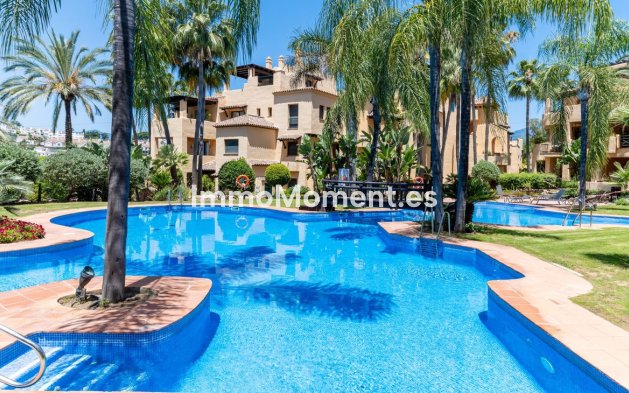 Wiederverkauf - Wohnung - Estepona  - Atalaya