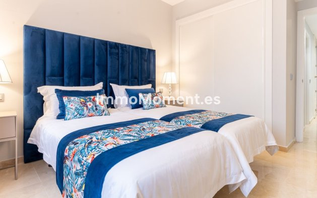 Wiederverkauf - Wohnung - Estepona  - Atalaya