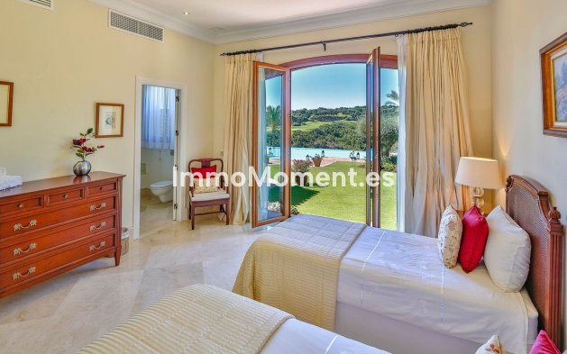 Revente - Villa - Sotogrande - Sotogrande Alto