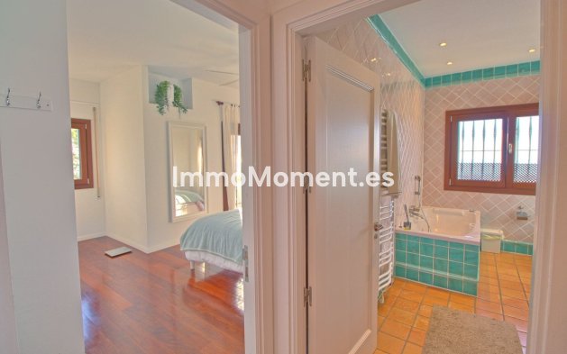 Revente - Maison de campagne - Estepona  - Estepona Centro