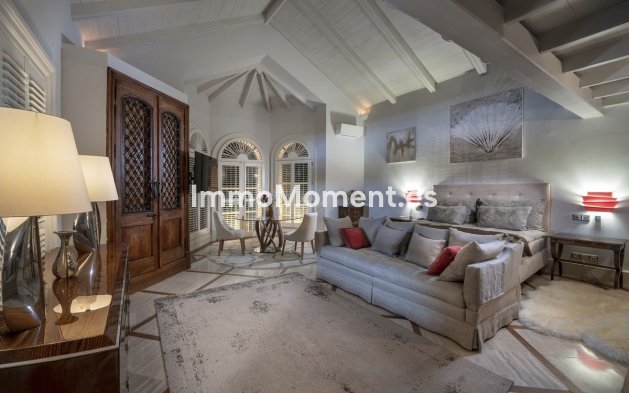Reventa - Villa independiente - Sotogrande - San Roque Club