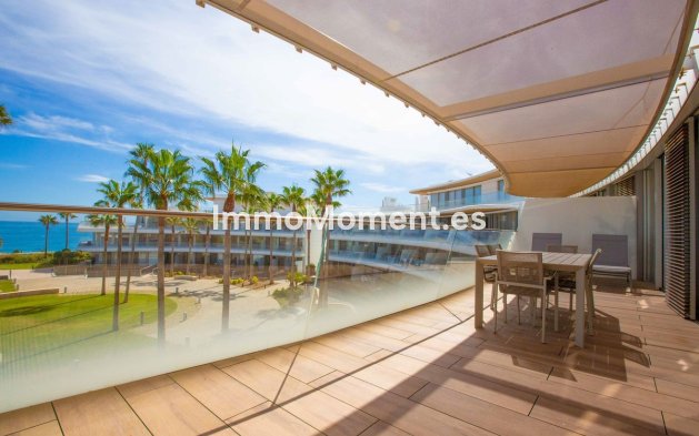 Resale - Apartment - Estepona - Estepona Centro